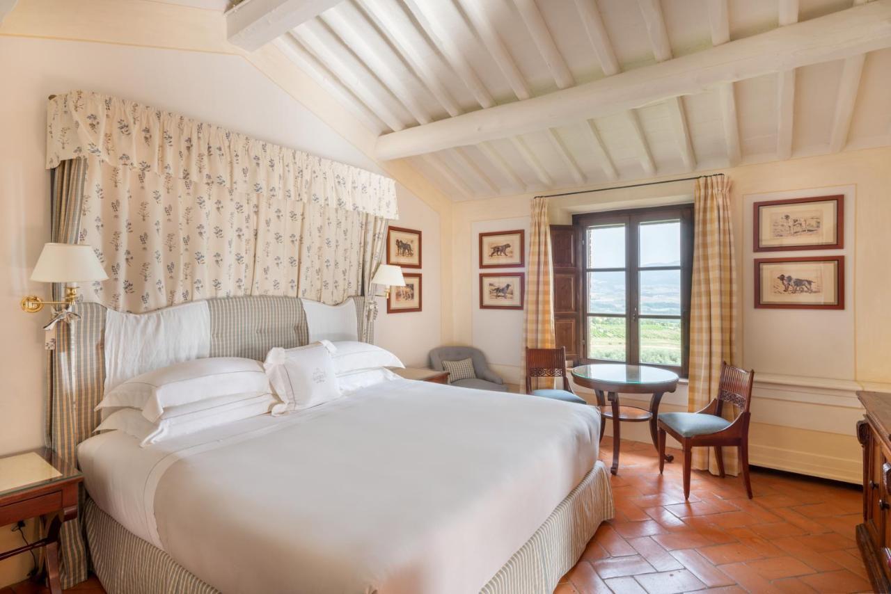 Castello Banfi - Il Borgo - Relais Et Chateaux Poggio alle Mura Luaran gambar