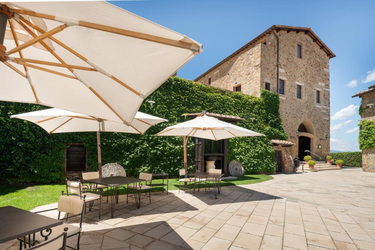 Castello Banfi - Il Borgo - Relais Et Chateaux Poggio alle Mura Luaran gambar