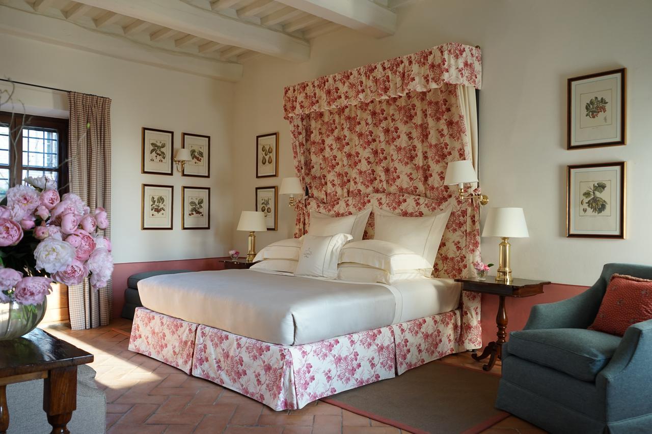 Castello Banfi - Il Borgo - Relais Et Chateaux Poggio alle Mura Luaran gambar