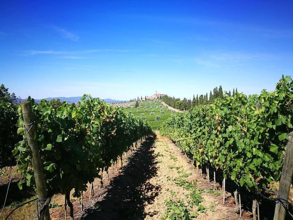 Castello Banfi - Il Borgo - Relais Et Chateaux Poggio alle Mura Luaran gambar