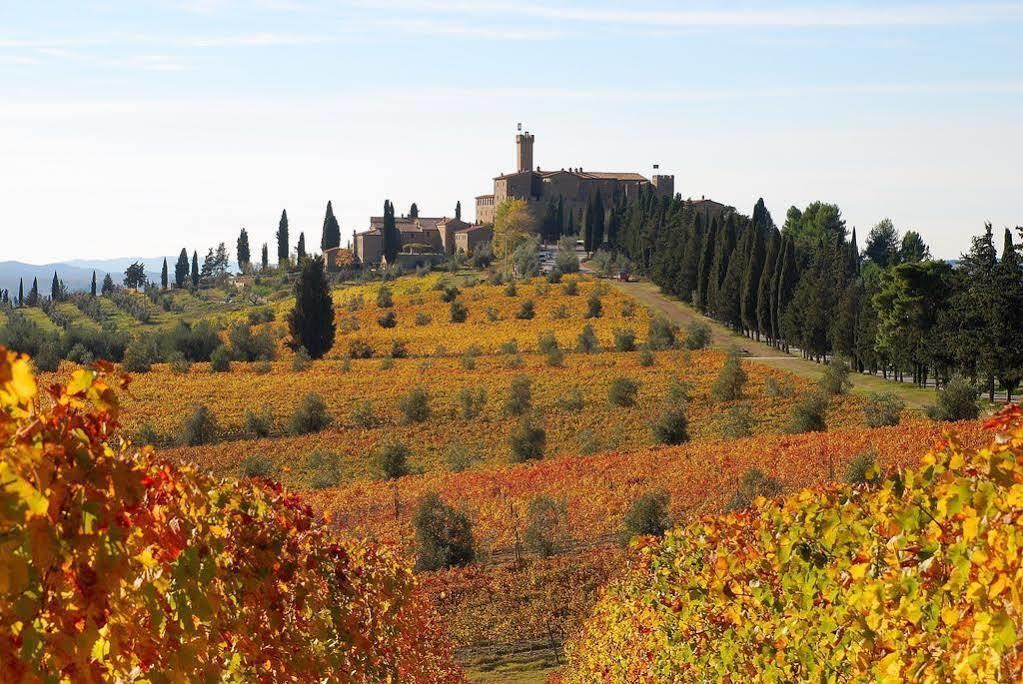 Castello Banfi - Il Borgo - Relais Et Chateaux Poggio alle Mura Luaran gambar